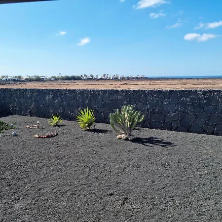 Ana Playa Blanca (Lanzarote)
